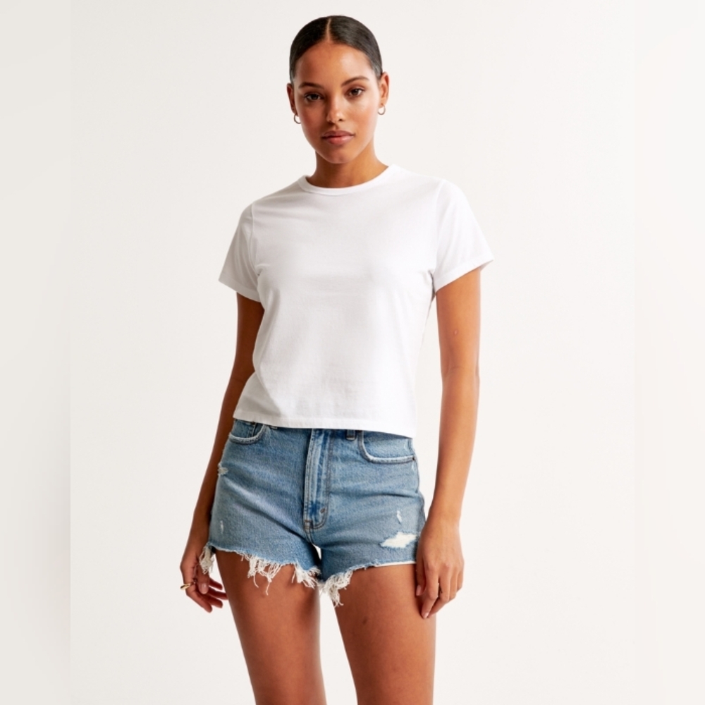NWOT Abercrombie Polished Skimming Tee